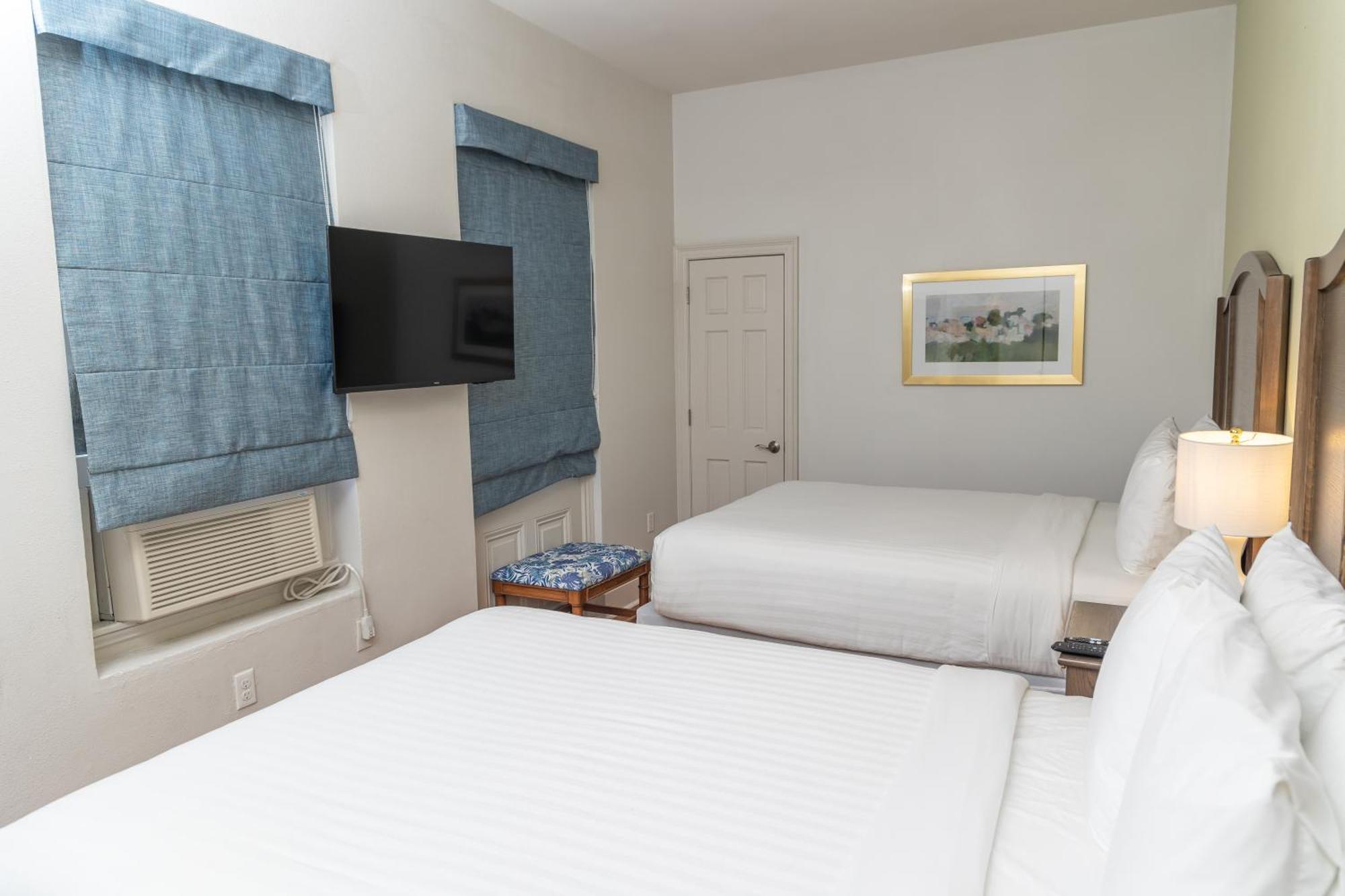 Inn On St. Peter, A French Quarter Guest Houses Property Ню Орлиънс Екстериор снимка