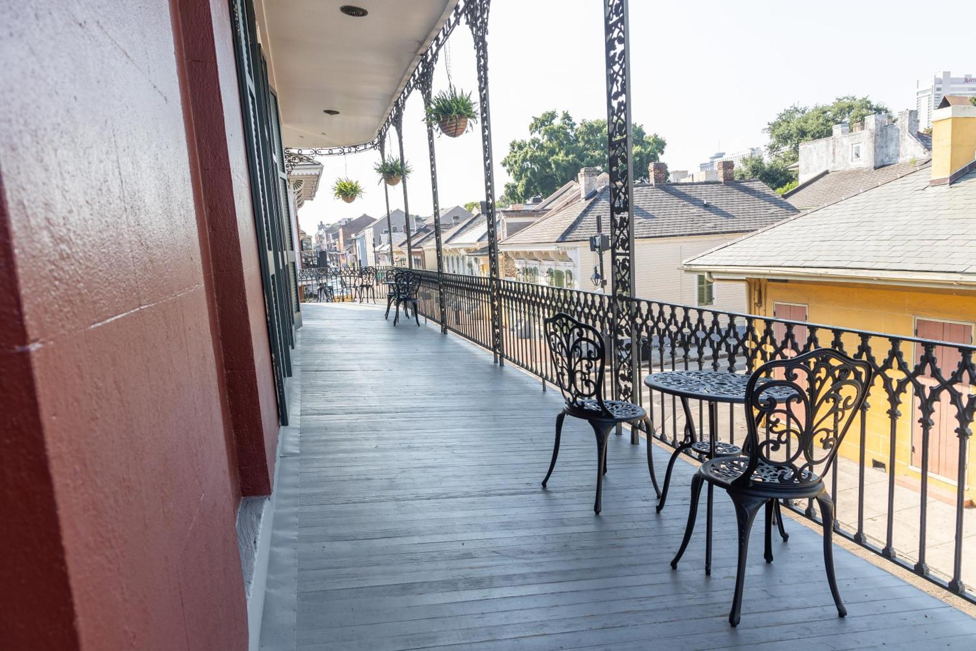 Inn On St. Peter, A French Quarter Guest Houses Property Ню Орлиънс Екстериор снимка