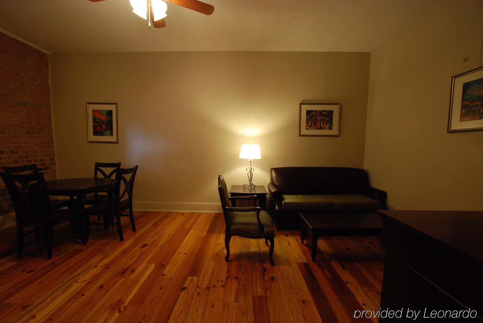 Inn On St. Peter, A French Quarter Guest Houses Property Ню Орлиънс Екстериор снимка